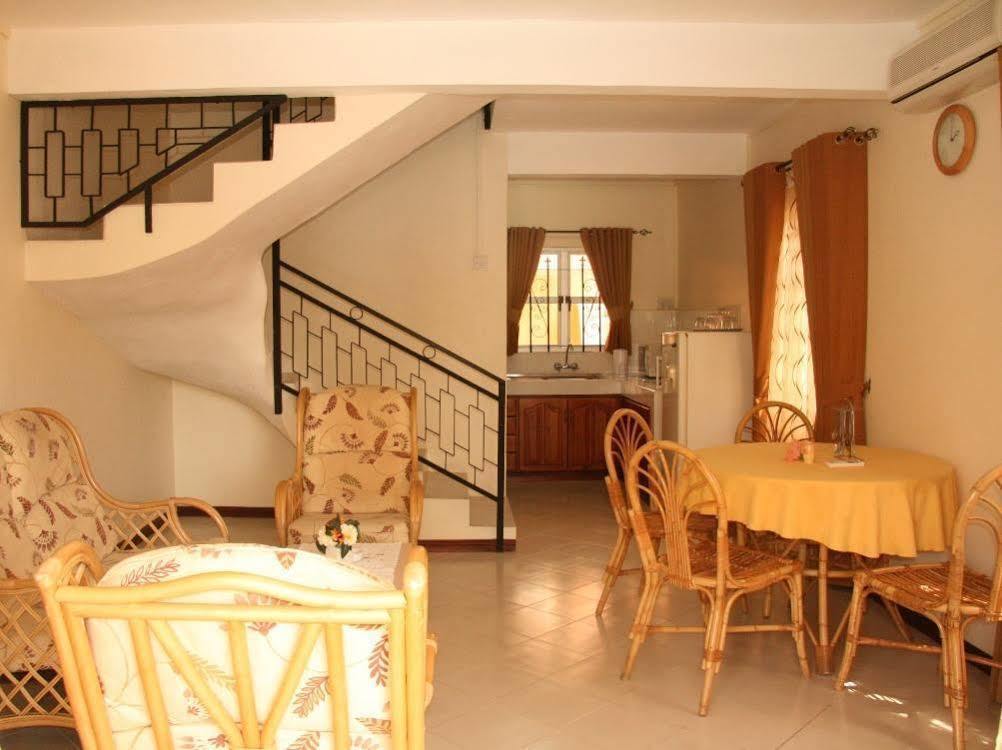 Le Capricorne Villas Grand Baie Exterior foto